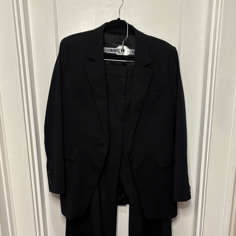 Banana Republic black wool-blend suit 2023-24 season - Picture 2 of 15
